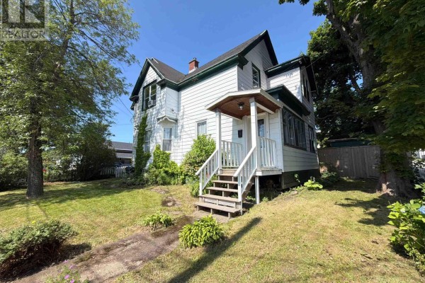 260 York Street, Glace Bay, NS, photo 2