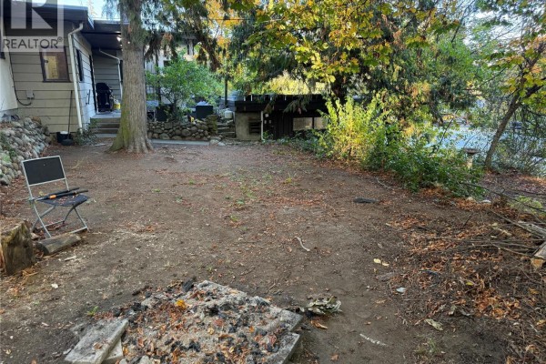 Workshop - 2600 Columbia Avenue, Castlegar, BC V1N2X6 Photo 4