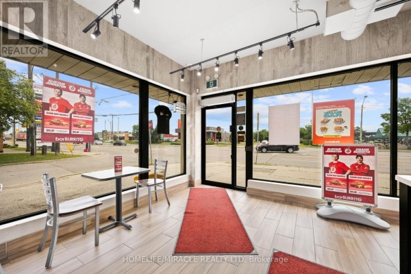 2600 Weston Road, Toronto, ON M9N2A9 Photo 4