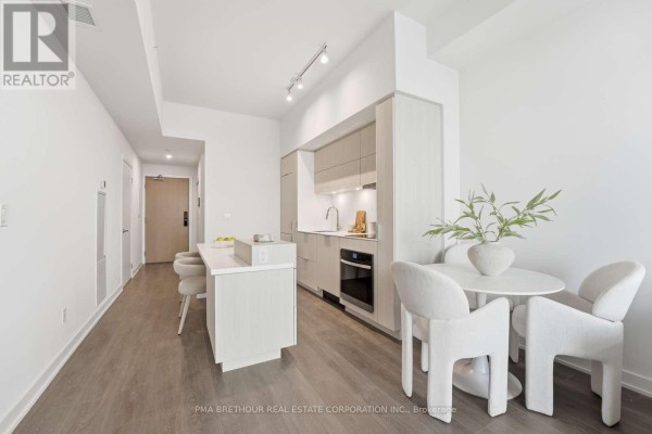 2602 - 370 Martha Street, Burlington, ON L7R0G9 Photo 5