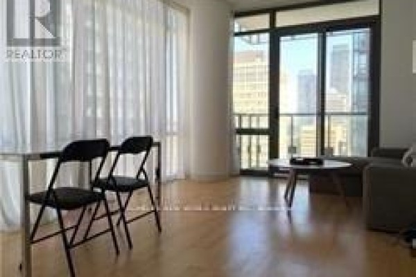 Kitchen - 2602 - 38 Grenville Street, Toronto, ON M4Y1A5 Photo 3
