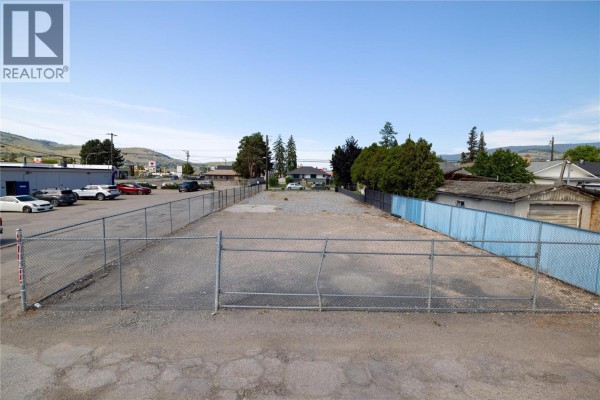2602 45th Avenue, Vernon, BC V1T3N3 Photo 5