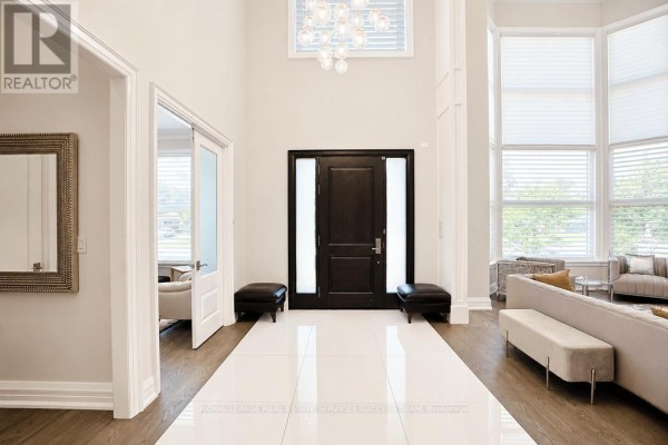 2603 Liruma Road, Mississauga, ON L5K1Y8 Photo 4