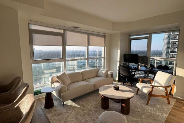 2604 - 30 Shore Breeze Drive, Toronto, ON M8V1A1 Photo 4