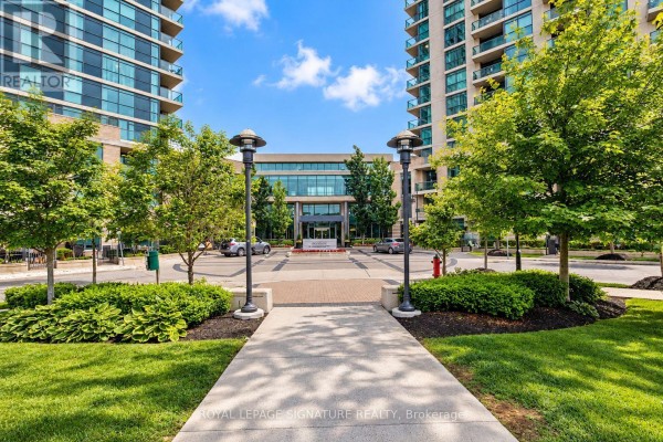 Kitchen - 2605 - 225 Sherway Gardens Road, Toronto, ON M9C0A3 Photo 3