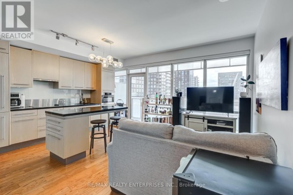 Living room - 2605 - 80 John Street, Toronto, ON M5V3X4 Photo 2