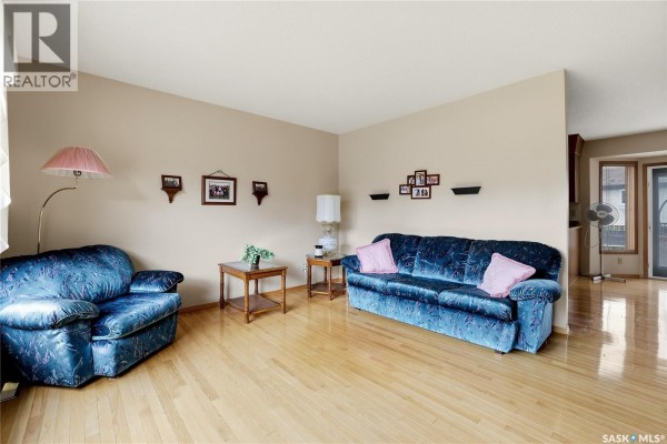 Dining room - 2606 Neff Road E, Regina, SK S4V1K5 Photo 3