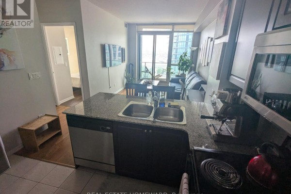 2607 - 215 Fort York Boulevard, Toronto, ON M5V4A2 Photo 3