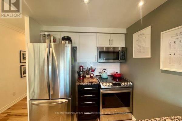 Kitchen - 2607 - 70 Town Centre Court, Toronto, ON M1P4Y7 Photo 3