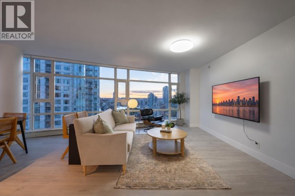 2607 198 Aquarius Mews, Vancouver, BC V6Z2Y4 Photo 4