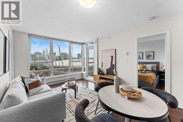 2607 928 Beatty Street, Vancouver, BC, photo 2