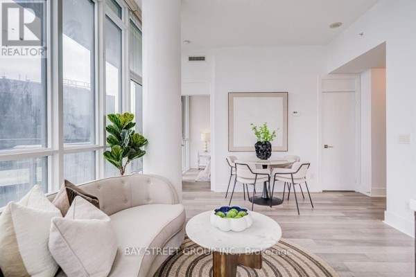 2608 - 32 Davenport Road, Toronto, ON M5R0B5 Photo 4