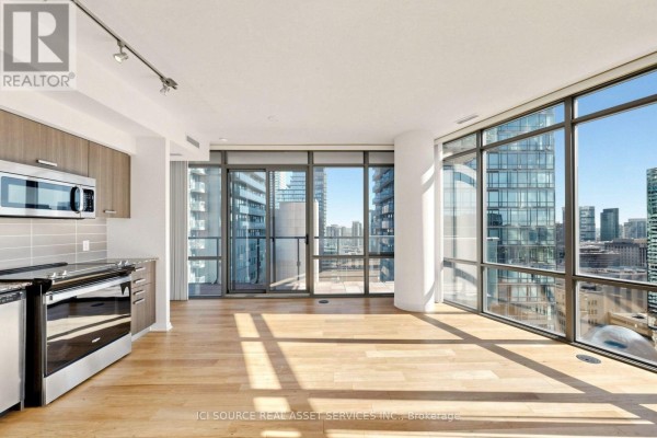 2608 - 832 Bay Street, Toronto, ON M5S1Z6 Photo 3