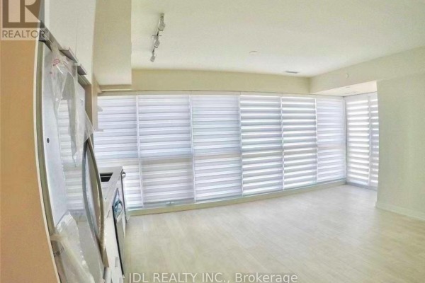 Primary Bedroom - 2609 - 6 Sonic Way, Toronto, ON M3C0P1 Photo 3