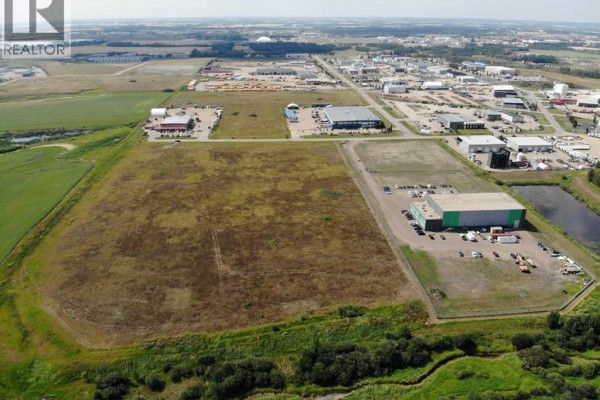 261 267 Clearview Drive, Rural Red Deer County, AB T4E0A1 Photo 2