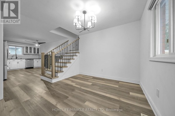 Primary Bedroom - 261 Country Hill Drive, Kitchener, ON N2E2C1 Photo 4