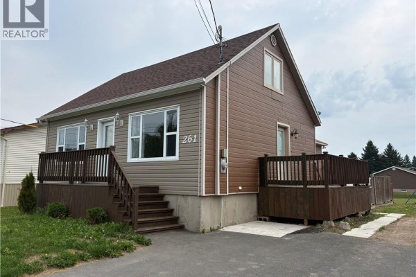 Office - 261 Marie Street, Beresford, NB E8K1P9 Photo 2