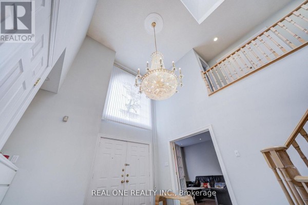 261 Mckee Avenue, Toronto, ON, photo 3