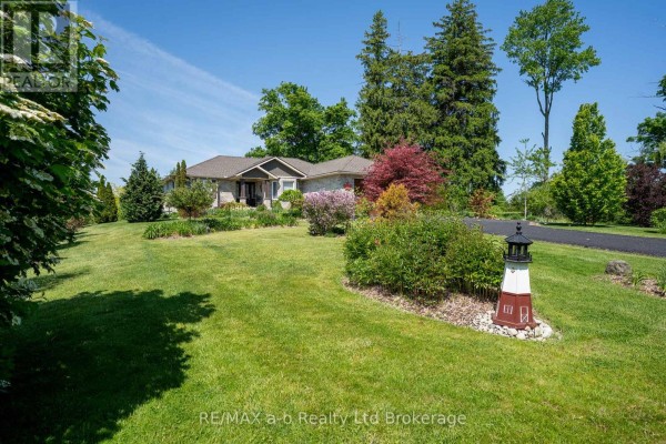 261 Middle Townline Road, Brant, ON, photo 3