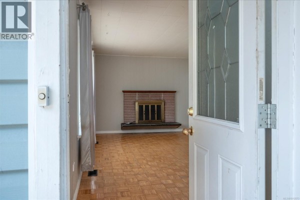261 Villa Rd, Nanaimo, BC, photo 2