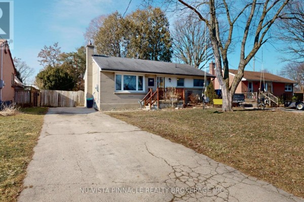 261 Winnipeg Street, London East, ON N5W4T8 Photo 2