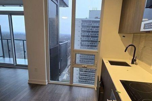 2610 - 117 Broadway Avenue, Toronto, ON M4P1V3 Photo 4