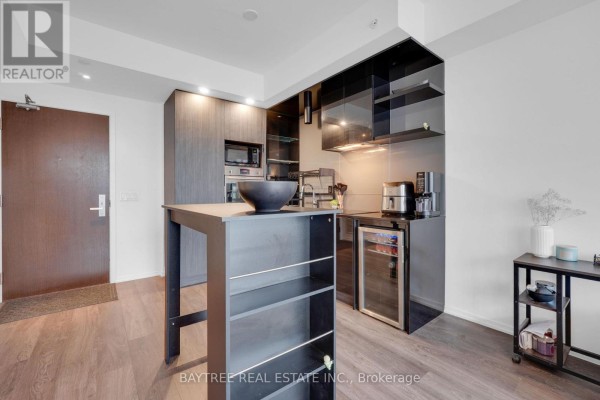 2610 - 70 Temperance Street, Toronto, ON, photo 2