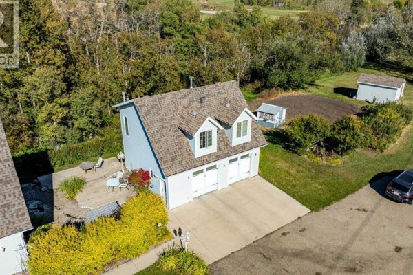 4pc Bathroom - 26108 Township Road 381 Road, Rural Red Deer County, AB T4E1G1 Photo 5