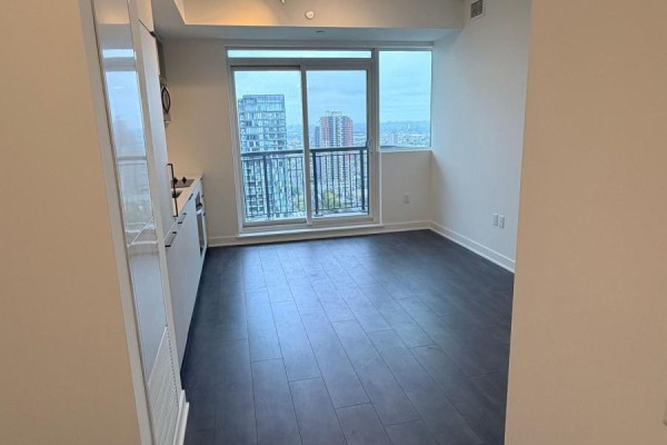 2611 - 1185 Dupont Street, Toronto, ON M6H0G5 Photo 5
