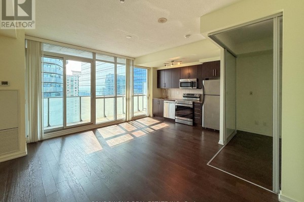 Dining room - 2611 - 55 Bremner Boulevard, Toronto, ON M5J0A6 Photo 3
