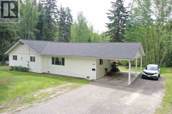 Kitchen - 2611 Gook Road, Quesnel, BC V2J4H8 Photo 2