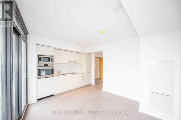 2612 - 11 Wellesley Street, Toronto, ON M4Y0G4 Photo 5