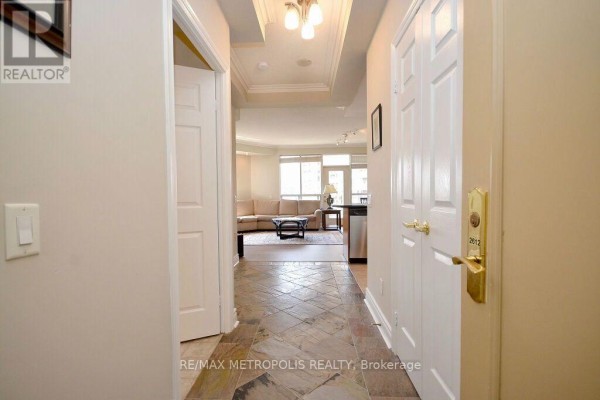 2612 - 25 Kingsbridge Garden Circle, Mississauga, ON L5R4B1 Photo 4