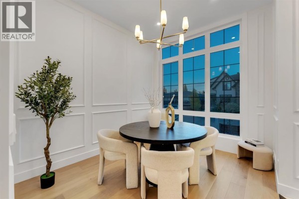 Living room - 2613 35 Street Sw, Calgary, AB T3E2Y3 Photo 5