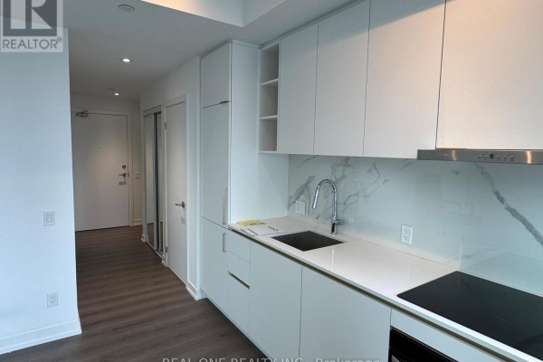 2615 - 8 Wellesley Street W, Toronto, ON, photo 3