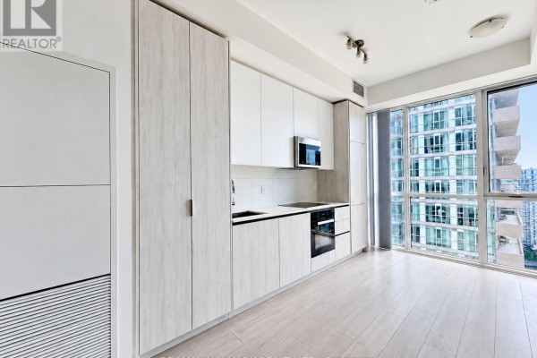 2616 - 400 King Street W, Toronto, ON M5V0X8 Photo 5