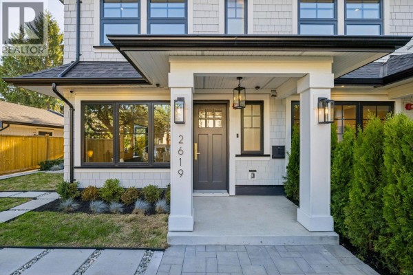 2619 Carolina Street, Vancouver, BC V5T2A4 Photo 2