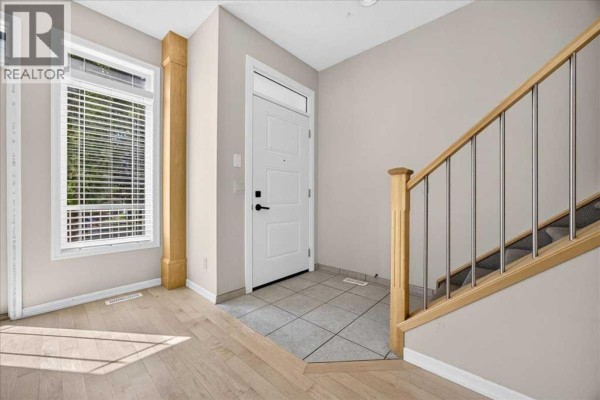 Pantry - 262 21 Avenue Ne, Calgary, AB T2E1S4 Photo 3