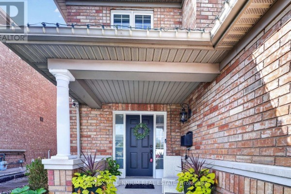 Family room - 262 Brisdale Drive W, Brampton, ON L7A2T3 Photo 3