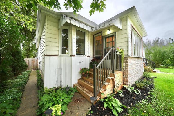 Dining room - 262 Chalmers Avenue, Winnipeg, MB R2L0E9 Photo 3