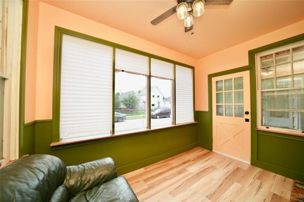 Bedroom - 262 Chalmers Avenue, Winnipeg, MB R2L0E9 Photo 5