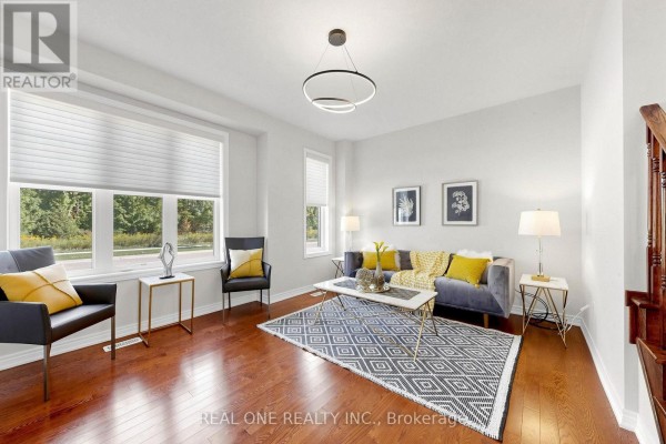262 Cornell Centre Boulevard, Markham, ON L6B0V9 Photo 3