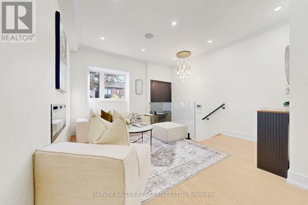 Dining room - 262 Euclid Avenue, Toronto, ON M6J2K2 Photo 3