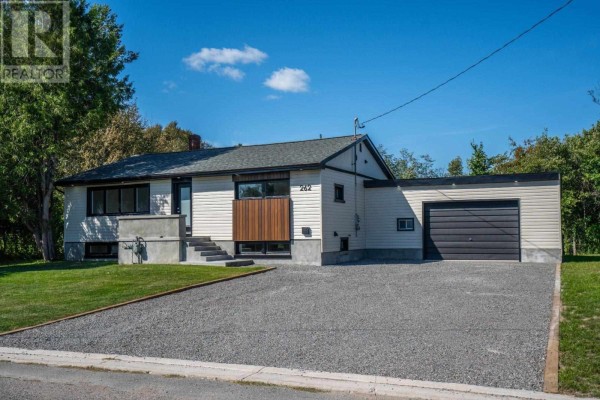262 Kingsford Rd, Sault Ste  Marie, ON, photo 2