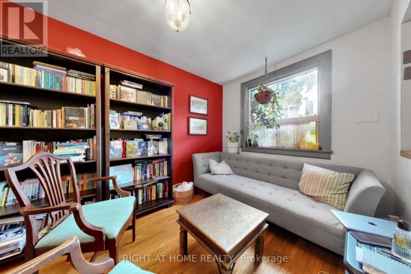 Bedroom - 262 Lippincott Street, Toronto, ON M5S2P5 Photo 4