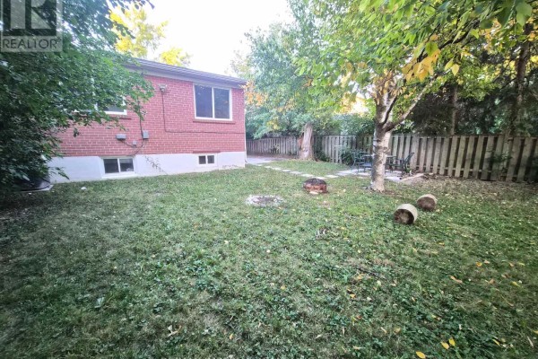 262 Mcconvey Drive, Richmond Hill, ON L4C3K2 Photo 3
