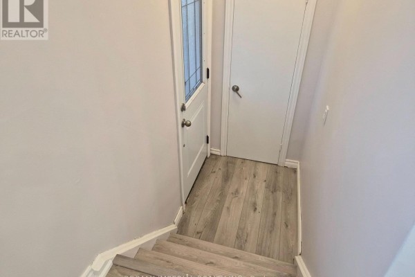 262 Mcconvey Drive, Richmond Hill, ON L4C3K2 Photo 5