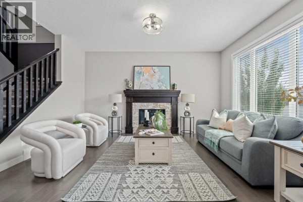2620 Ravenslea Gardens Se, Airdrie, AB, photo 2