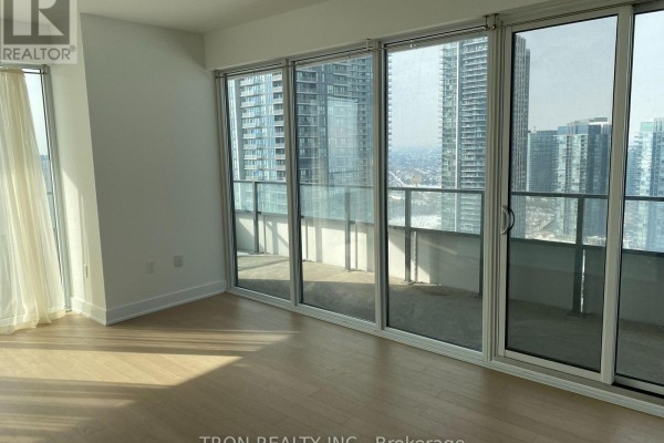 2621 - 30 Shore Breeze Drive, Toronto, ON, photo 3