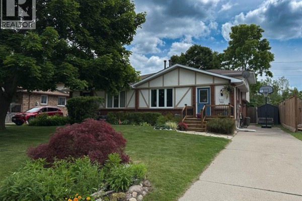 2623 Kaymar Crescent, Sarnia, ON, photo 2
